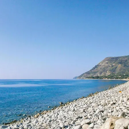 아파트 2 Bedroom Lovely In *