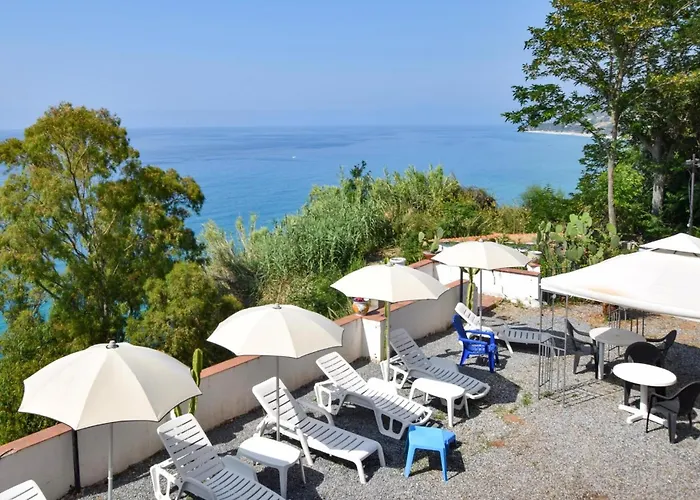 2 Bedroom Lovely In Parghelia