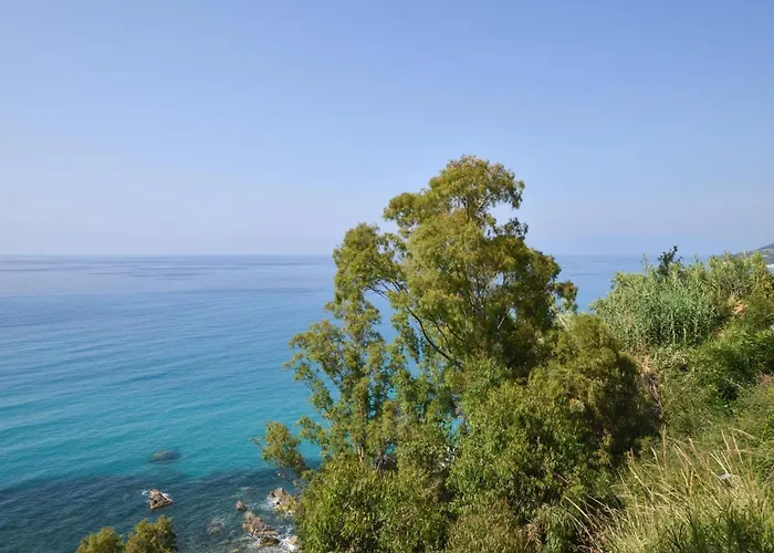 2 Bedroom Lovely In דירה פרגליה